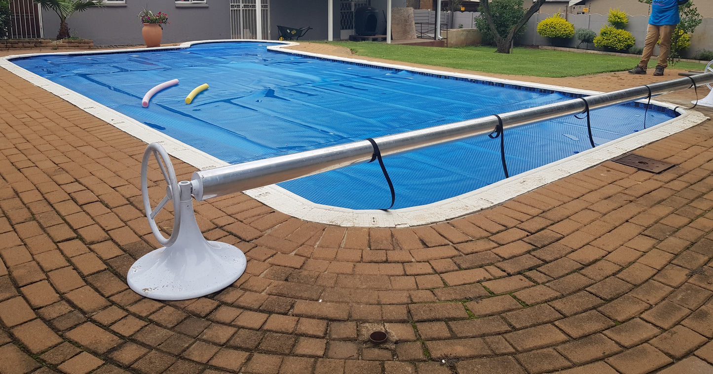 Pool Solar Cover - Roll-Up Station