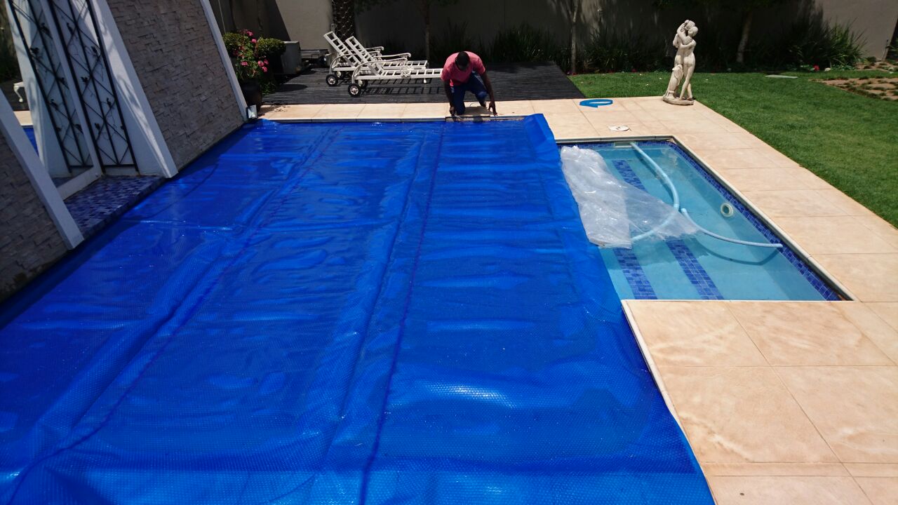 SOLAR-LAB Advantage Swimming Pool Solar Cover - Blue Colour (Large Pools)